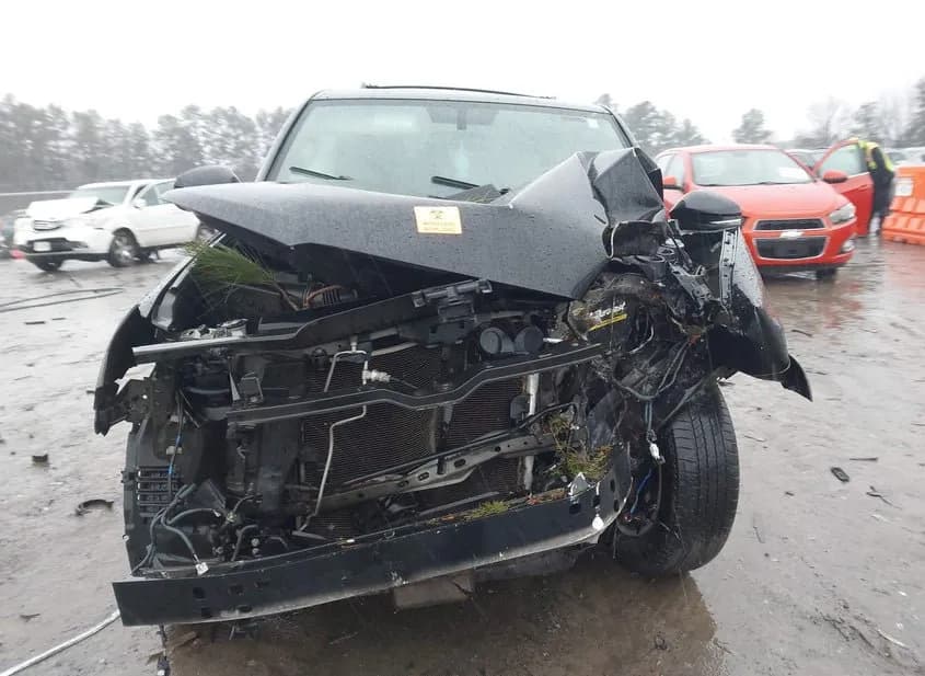 2014 TOYOTA 4Runner Used VIN JTEBU5JR6E5182901 – trunk area 2014 TOYOTA 4Runner Used VIN JTEBU5JR6E5182901 – trunk area