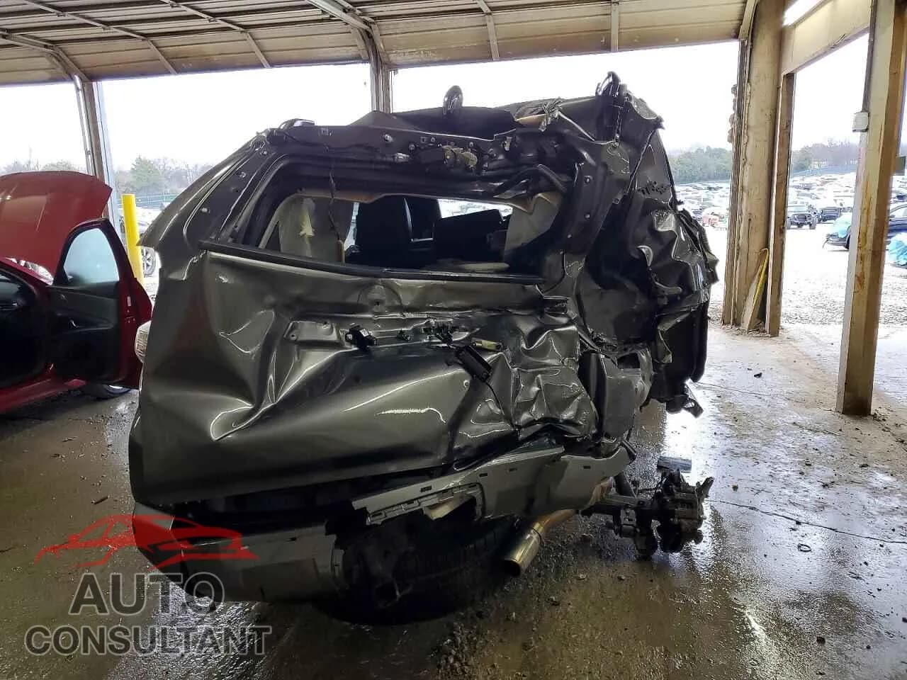 2018 TOYOTA 4RUNNER Damaged VIN JTEBU5JR8J5497404 – engine bay 2018 TOYOTA 4RUNNER Damaged VIN JTEBU5JR8J5497404 – engine bay