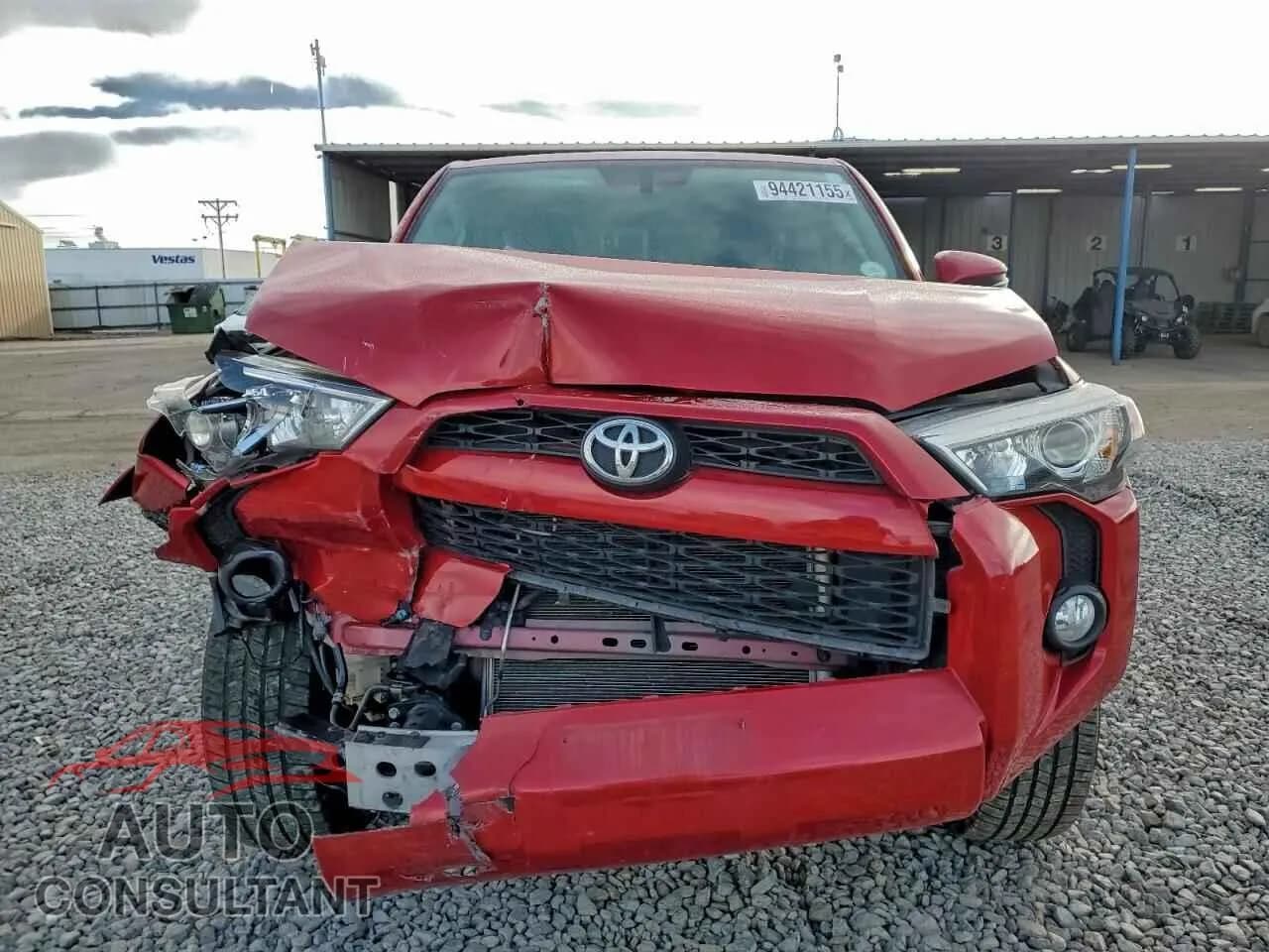 2018 TOYOTA 4RUNNER Damaged VIN JTEBU5JR8J5528747 – interior seats 2018 TOYOTA 4RUNNER Damaged VIN JTEBU5JR8J5528747 – interior seats
