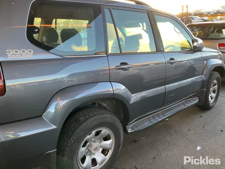 2006 Toyota Landcruiser Prado Used VIN JTEBY29J300049570 – odometer reading 2006 Toyota Landcruiser Prado Used VIN JTEBY29J300049570 – odometer reading