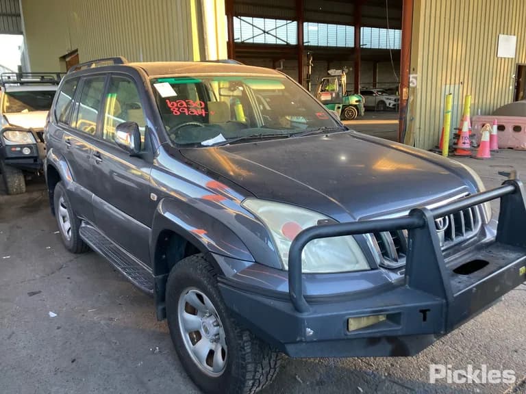 2006 Toyota Landcruiser Prado Used VIN JTEBY29J300049570 – photo 22 2006 Toyota Landcruiser Prado Used VIN JTEBY29J300049570 – photo 22