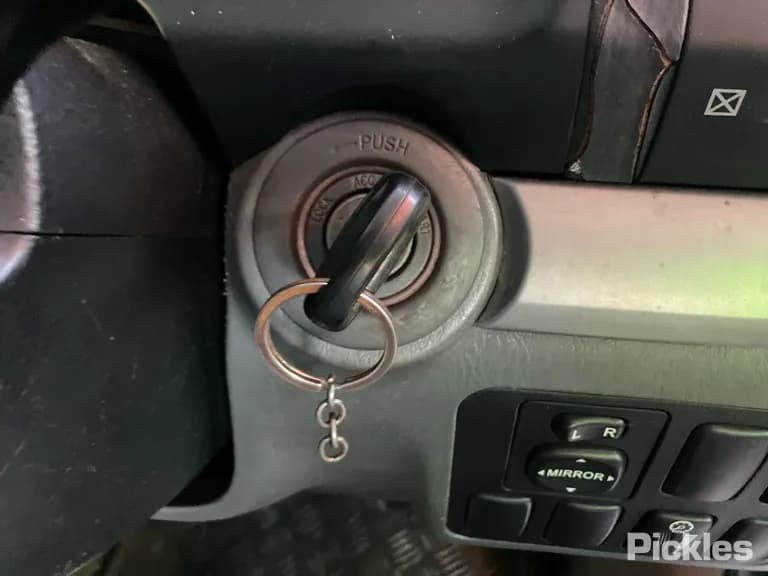 2006 Toyota Landcruiser Prado Used VIN JTEBY29J300049570 – photo 26 2006 Toyota Landcruiser Prado Used VIN JTEBY29J300049570 – photo 26