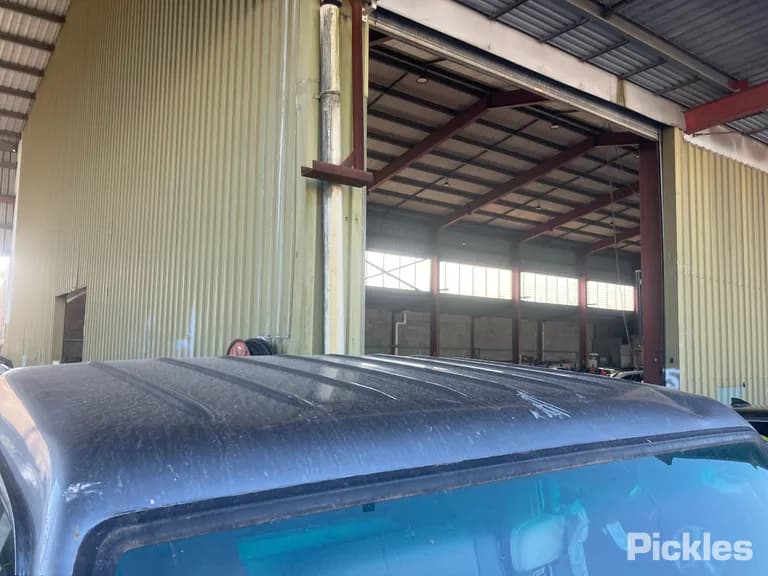 2002 Toyota Landcruiser Used VIN JTELC71J300003040 – photo 12 2002 Toyota Landcruiser Used VIN JTELC71J300003040 – photo 12