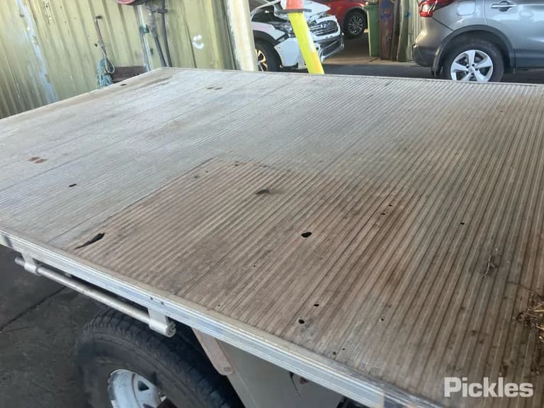 2002 Toyota Landcruiser Used VIN JTELC71J300003040 – interior seats 2002 Toyota Landcruiser Used VIN JTELC71J300003040 – interior seats