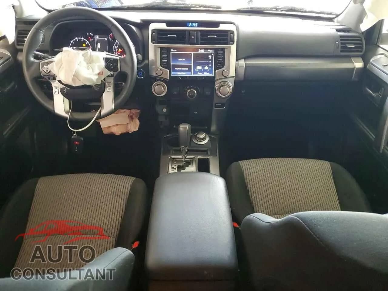 2024 TOYOTA 4RUNNER Damaged VIN JTEMU5JR0R6230269 – undercarriage 2024 TOYOTA 4RUNNER Damaged VIN JTEMU5JR0R6230269 – undercarriage