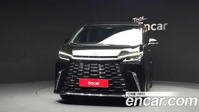 2025 Lexus LM 2nd Gen 500h Royal Sold VIN JTHAAAAD1S5007973 – interior seats 2025 Lexus LM 2nd Gen 500h Royal Sold VIN JTHAAAAD1S5007973 – interior seats