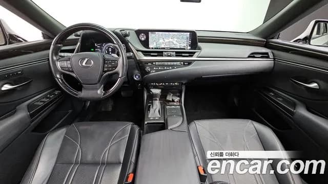 2019 Lexus ES300h 7th Gen Luxury Sold VIN JTHB21B10K2019653 – dashboard 2019 Lexus ES300h 7th Gen Luxury Sold VIN JTHB21B10K2019653 – dashboard