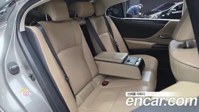 2019 Lexus ES300h 7th Gen Luxury Sold VIN JTHB21B11K2008970 – engine bay 2019 Lexus ES300h 7th Gen Luxury Sold VIN JTHB21B11K2008970 – engine bay