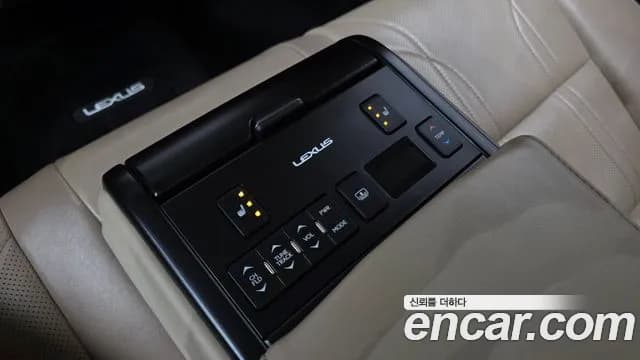 2019 Lexus ES300h 7th Gen Luxury Sold VIN JTHB21B11K2008970 – photo 14 2019 Lexus ES300h 7th Gen Luxury Sold VIN JTHB21B11K2008970 – photo 14