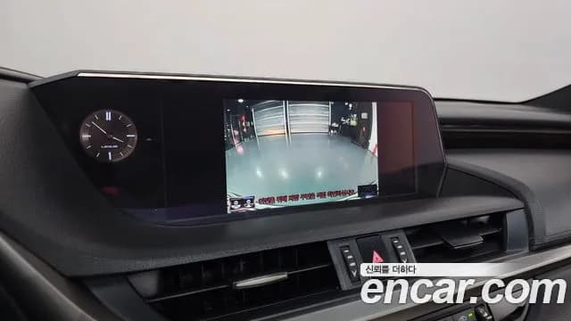 2019 Lexus ES300h 7th Gen Luxury Sold VIN JTHB21B11K2008970 – photo 19 2019 Lexus ES300h 7th Gen Luxury Sold VIN JTHB21B11K2008970 – photo 19