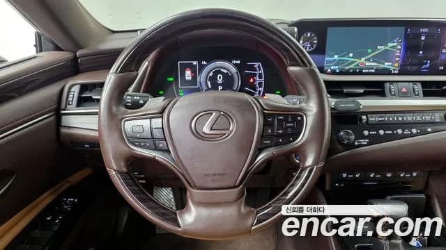 2019 Lexus ES300h 7th Gen Luxury Plus Sold VIN JTHB21B11K2009424 – interior seats 2019 Lexus ES300h 7th Gen Luxury Plus Sold VIN JTHB21B11K2009424 – interior seats