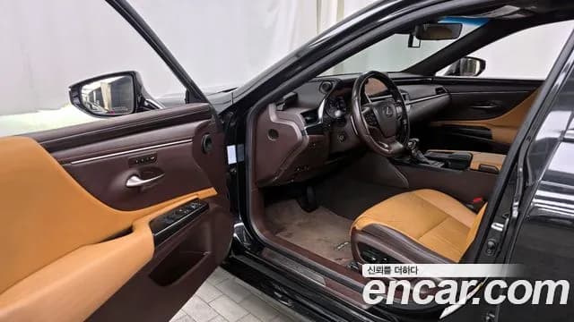 2019 Lexus ES300h 7th Gen Luxury Plus Sold VIN JTHB21B11K2009424 – undercarriage 2019 Lexus ES300h 7th Gen Luxury Plus Sold VIN JTHB21B11K2009424 – undercarriage