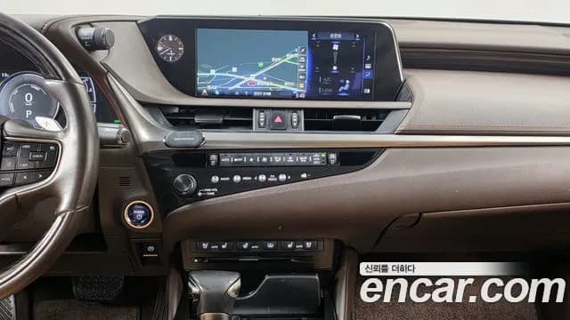 2019 Lexus ES300h 7th Gen Luxury Plus Sold VIN JTHB21B11K2009424 – photo 11 2019 Lexus ES300h 7th Gen Luxury Plus Sold VIN JTHB21B11K2009424 – photo 11