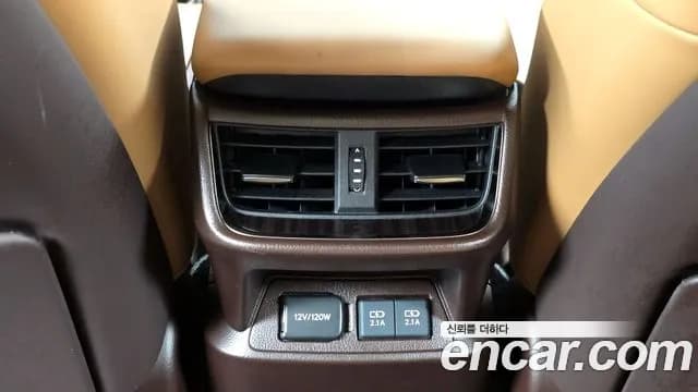2020 Lexus ES300h 7th Gen Luxury Plus Sold VIN JTHB21B12L2109677 – front exterior 2020 Lexus ES300h 7th Gen Luxury Plus Sold VIN JTHB21B12L2109677 – front exterior