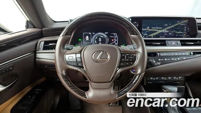 2020 Lexus ES300h 7th Gen Luxury Plus Sold VIN JTHB21B12L2109677 – interior seats 2020 Lexus ES300h 7th Gen Luxury Plus Sold VIN JTHB21B12L2109677 – interior seats