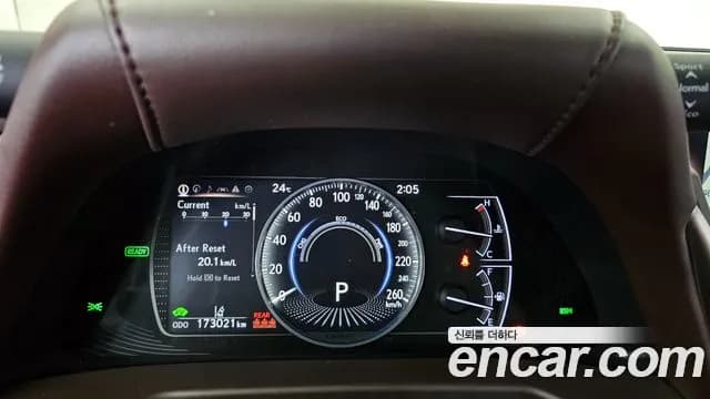 2019 Lexus ES300h 7th Gen Luxury Sold VIN JTHB21B17K2030939 – front exterior 2019 Lexus ES300h 7th Gen Luxury Sold VIN JTHB21B17K2030939 – front exterior
