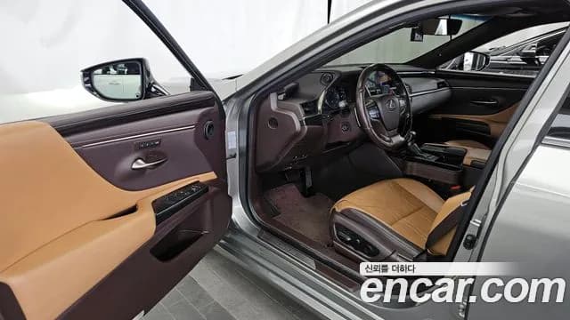 2019 Lexus ES300h 7th Gen Luxury Sold VIN JTHB21B17K2030939 – odometer reading 2019 Lexus ES300h 7th Gen Luxury Sold VIN JTHB21B17K2030939 – odometer reading