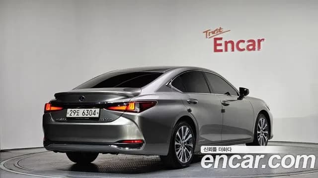 2019 Lexus ES300h 7th Gen Luxury Sold VIN JTHB21B17K2030939 – photo 19 2019 Lexus ES300h 7th Gen Luxury Sold VIN JTHB21B17K2030939 – photo 19
