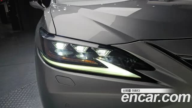 2019 Lexus ES300h 7th Gen Executive Sold VIN JTHB21B17K2055615 – photo 31 2019 Lexus ES300h 7th Gen Executive Sold VIN JTHB21B17K2055615 – photo 31