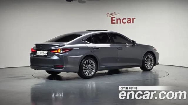 2020 Lexus ES300h 7th Gen Luxury Plus Sold VIN JTHB21B1XL2108793 – odometer reading 2020 Lexus ES300h 7th Gen Luxury Plus Sold VIN JTHB21B1XL2108793 – odometer reading