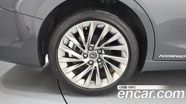 2022 Lexus ES300h 7th Gen Executive Sold VIN JTHBA1C11N2012135 – odometer reading 2022 Lexus ES300h 7th Gen Executive Sold VIN JTHBA1C11N2012135 – odometer reading