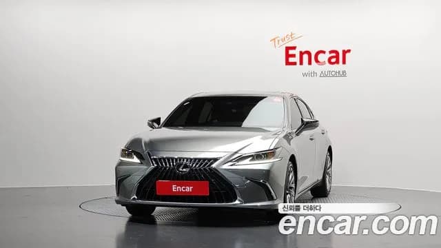 2023 Lexus ES300h 7th Gen Luxury Plus Sold VIN JTHBA1C13P2018733 – rear exterior 2023 Lexus ES300h 7th Gen Luxury Plus Sold VIN JTHBA1C13P2018733 – rear exterior