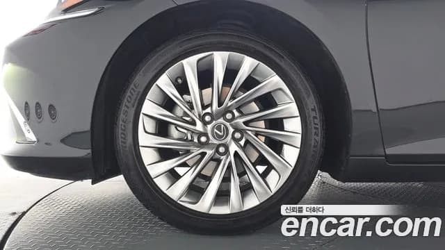 2024 Lexus ES300h 7th Gen Executive Sold VIN JTHBA1C13R2021120 – dashboard 2024 Lexus ES300h 7th Gen Executive Sold VIN JTHBA1C13R2021120 – dashboard