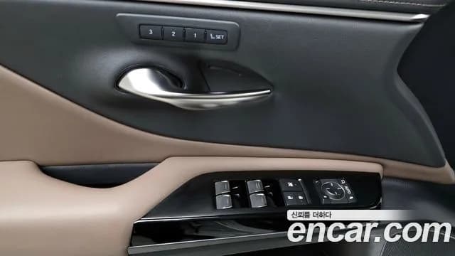 2025 Lexus ES300h 7th Gen Luxury Plus Sold VIN JTHBA1C13S2024489 – interior seats 2025 Lexus ES300h 7th Gen Luxury Plus Sold VIN JTHBA1C13S2024489 – interior seats