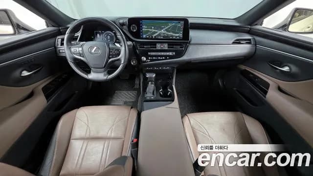 2023 Lexus ES300h 7th Gen Luxury Plus Sold VIN JTHBA1C17P2015799 – exterior detail 2023 Lexus ES300h 7th Gen Luxury Plus Sold VIN JTHBA1C17P2015799 – exterior detail