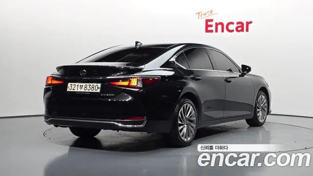 2023 Lexus ES300h 7th Gen Luxury Plus Sold VIN JTHBA1C19P2015075 – dashboard 2023 Lexus ES300h 7th Gen Luxury Plus Sold VIN JTHBA1C19P2015075 – dashboard