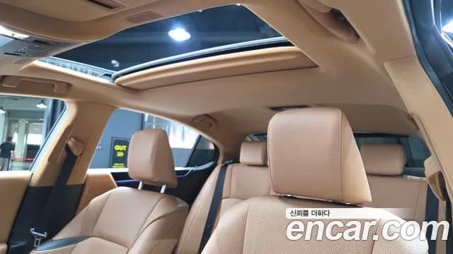 2023 Lexus ES300h 7th Gen Luxury Plus Sold VIN JTHBA1C19P2015075 – exterior detail 2023 Lexus ES300h 7th Gen Luxury Plus Sold VIN JTHBA1C19P2015075 – exterior detail