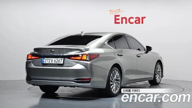 2025 Lexus ES300h 7th Gen Executive Sold VIN JTHBA1C19S2023721 – dashboard 2025 Lexus ES300h 7th Gen Executive Sold VIN JTHBA1C19S2023721 – dashboard