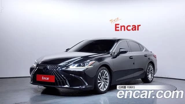 2022 Lexus ES300h 7th Gen Luxury Plus Sold VIN JTHBA1C1XN2009749 – front exterior 2022 Lexus ES300h 7th Gen Luxury Plus Sold VIN JTHBA1C1XN2009749 – front exterior
