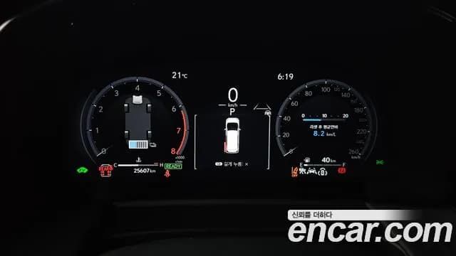 2025 Lexus LM 2nd Gen 500h Executive Sold VIN JTHBAAADXS5005269 – exterior detail 2025 Lexus LM 2nd Gen 500h Executive Sold VIN JTHBAAADXS5005269 – exterior detail