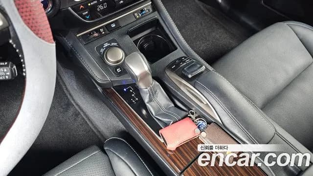 2017 Lexus New ES300h Supreme Sold VIN JTHBW1GG3H2157116 – interior seats 2017 Lexus New ES300h Supreme Sold VIN JTHBW1GG3H2157116 – interior seats