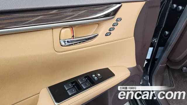 2017 Lexus New ES350 Supreme Sold VIN JTHBW1GG5H2157232 – exterior detail 2017 Lexus New ES350 Supreme Sold VIN JTHBW1GG5H2157232 – exterior detail