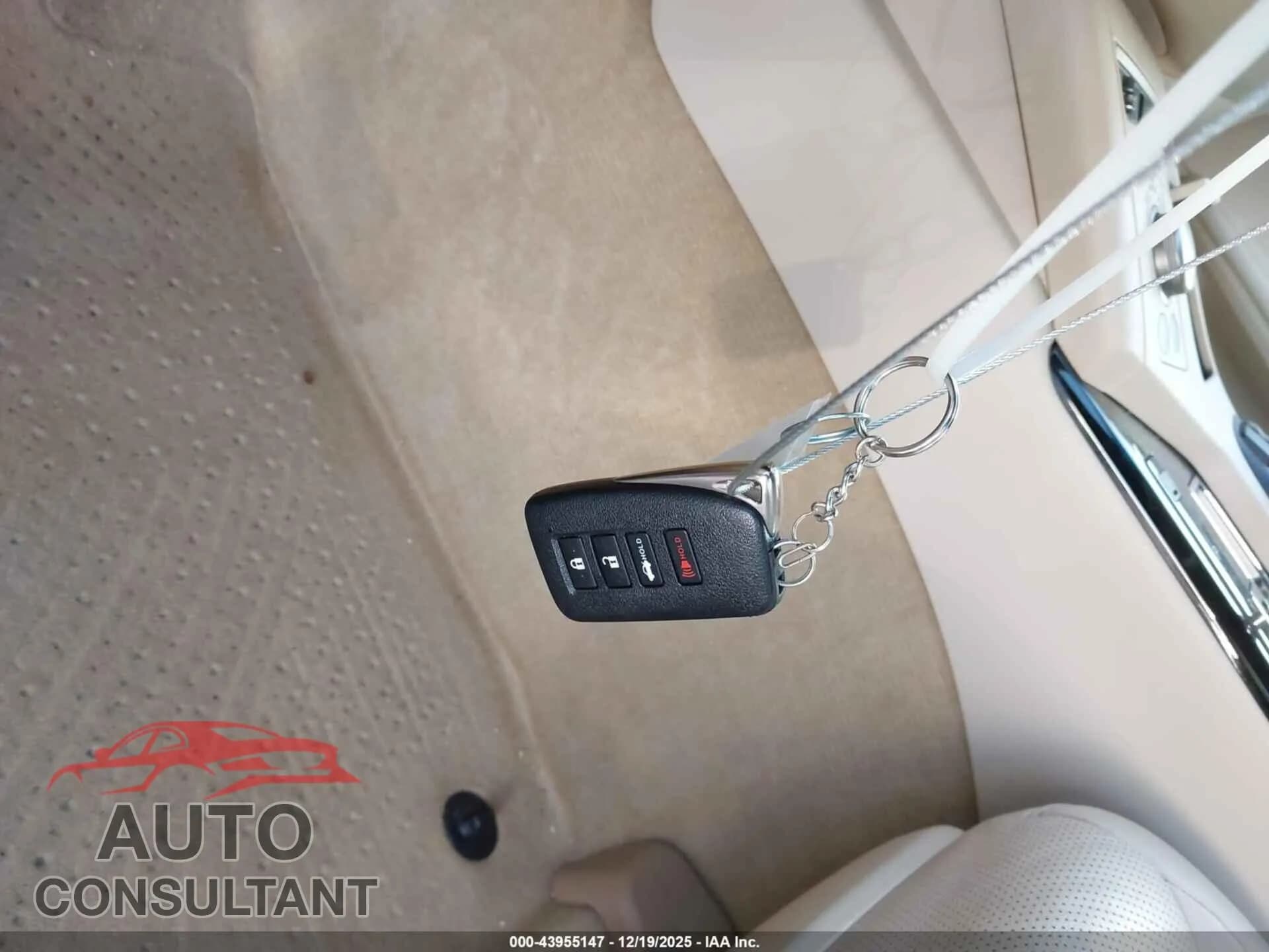 2014 LEXUS ES 300H Damaged VIN JTHBW1GG7E2043762 – photo 11 2014 LEXUS ES 300H Damaged VIN JTHBW1GG7E2043762 – photo 11