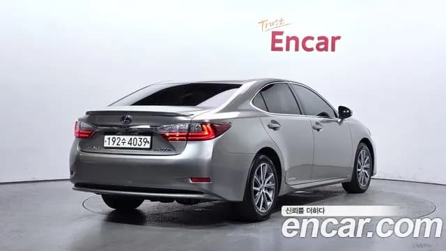 2017 Lexus New ES300h Supreme Sold VIN JTHBW1GG9H2146962 – photo 11 2017 Lexus New ES300h Supreme Sold VIN JTHBW1GG9H2146962 – photo 11