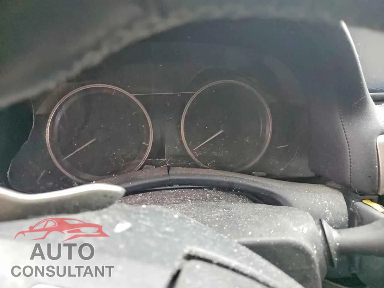 2015 LEXUS GS350 Damaged VIN JTHCE1BL1FA001042 – trunk area 2015 LEXUS GS350 Damaged VIN JTHCE1BL1FA001042 – trunk area