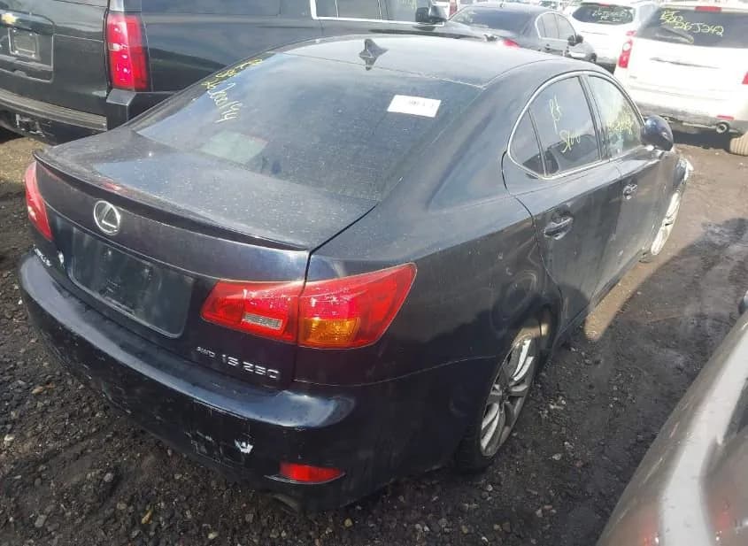 2007 LEXUS IS Used VIN JTHCK262575015553 – trunk area 2007 LEXUS IS Used VIN JTHCK262575015553 – trunk area