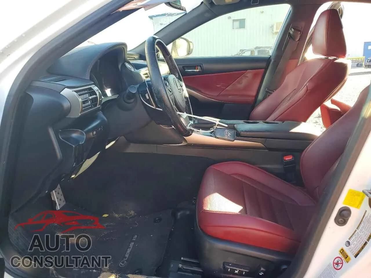 2016 LEXUS IS Damaged VIN JTHCM1D21G5006498 – exterior detail 2016 LEXUS IS Damaged VIN JTHCM1D21G5006498 – exterior detail