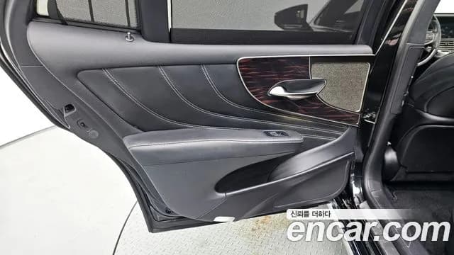 2018 Lexus LS500h 5th Gen 3.5 Platinum AWD Sold VIN JTHCYLFF2J5001009 – photo 28 2018 Lexus LS500h 5th Gen 3.5 Platinum AWD Sold VIN JTHCYLFF2J5001009 – photo 28