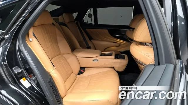 2022 Lexus LS500h 5th Gen 3.5 Luxury AWD Sold VIN JTHGYLGF8N5002218 – dashboard 2022 Lexus LS500h 5th Gen 3.5 Luxury AWD Sold VIN JTHGYLGF8N5002218 – dashboard