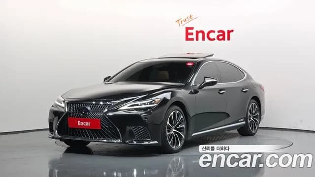 2022 Lexus LS500h 5th Gen 3.5 Luxury AWD Sold VIN JTHGYLGF8N5002218 – interior seats 2022 Lexus LS500h 5th Gen 3.5 Luxury AWD Sold VIN JTHGYLGF8N5002218 – interior seats