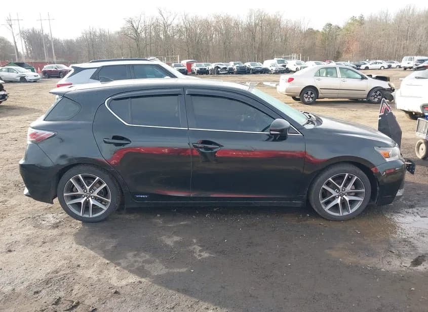 2015 LEXUS CT Used VIN JTHKD5BH1F2221132 – undercarriage 2015 LEXUS CT Used VIN JTHKD5BH1F2221132 – undercarriage