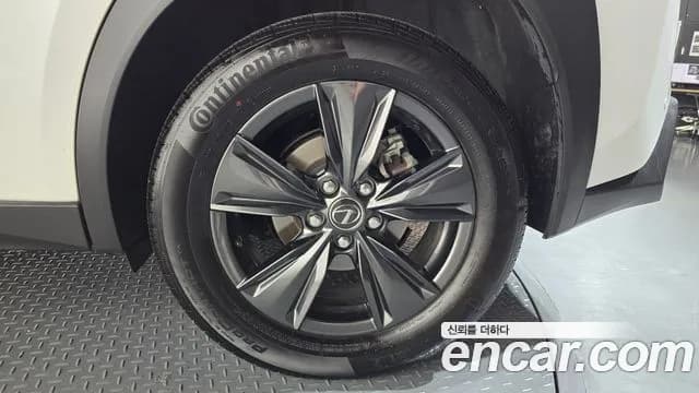 2025 Lexus UX300h 2.0 2WD Sold VIN JTHYBJAHJDJDBDBDJ – photo 25 2025 Lexus UX300h 2.0 2WD Sold VIN JTHYBJAHJDJDBDBDJ – photo 25