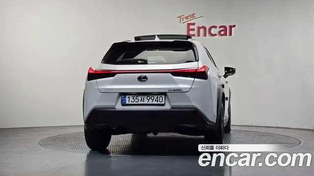 2025 Lexus UX300h 2.0 2WD Sold VIN JTHYBJAHJDJDBDBDJ – photo 28 2025 Lexus UX300h 2.0 2WD Sold VIN JTHYBJAHJDJDBDBDJ – photo 28