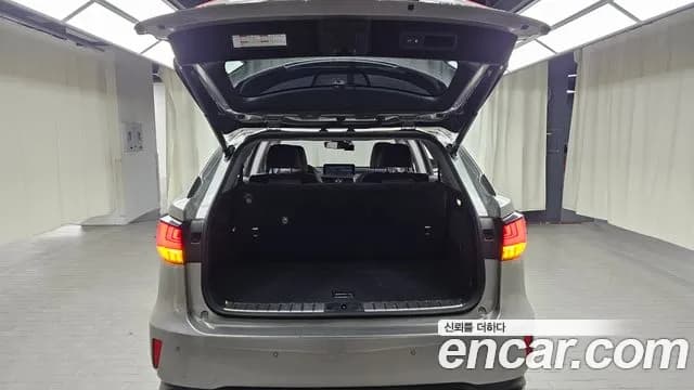 2021 Lexus RX450hL 4th Gen Luxury Plus Sold VIN JTJAGKFA0M2018503 – photo 14 2021 Lexus RX450hL 4th Gen Luxury Plus Sold VIN JTJAGKFA0M2018503 – photo 14