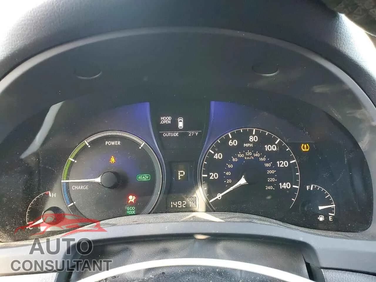 2010 LEXUS RX450 Damaged VIN JTJBC1BA5A2410050 – trunk area 2010 LEXUS RX450 Damaged VIN JTJBC1BA5A2410050 – trunk area