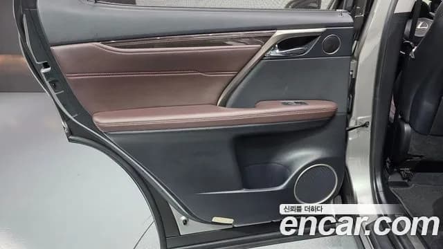 2019 Lexus RX450h 4th Gen Executive Sold VIN JTJBGMCA0K2043189 – front exterior 2019 Lexus RX450h 4th Gen Executive Sold VIN JTJBGMCA0K2043189 – front exterior